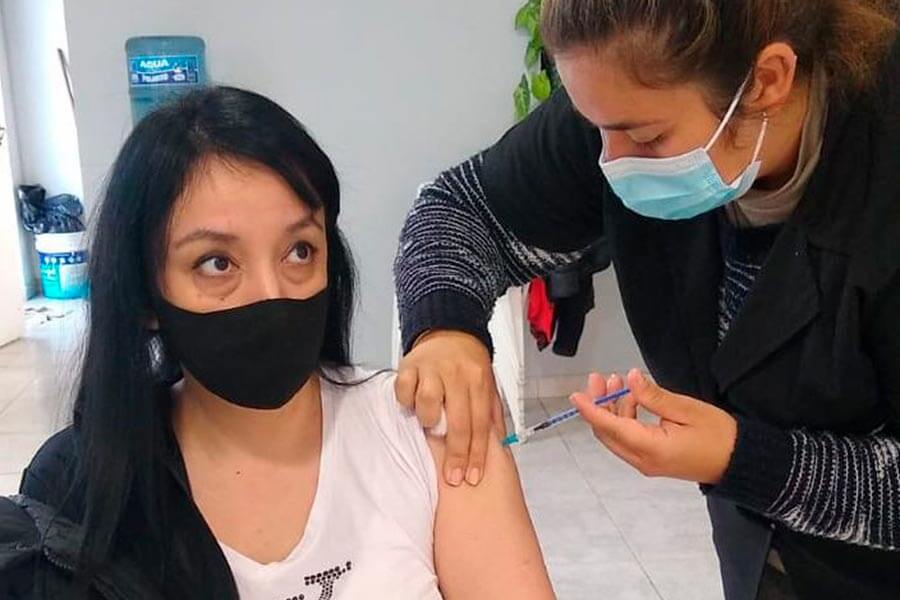 Continúa la vacunación contra Covid-19 en Colón