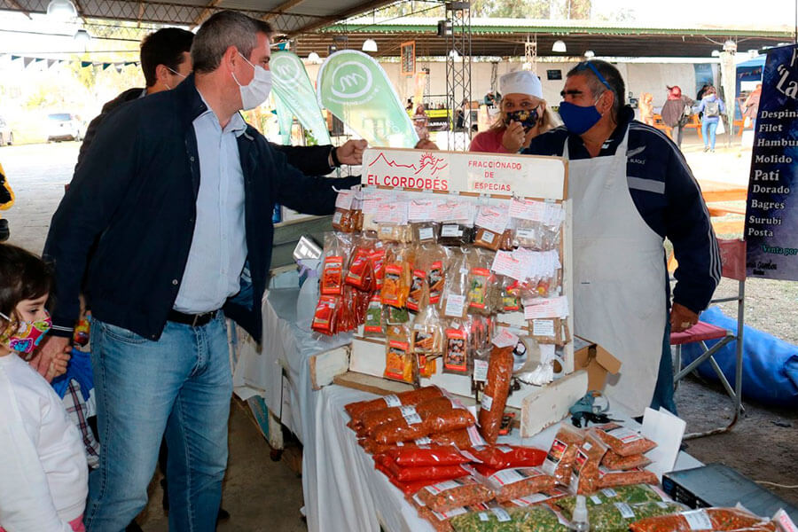 José Luis Walser se reunió con funcionarios provinciales y recorrió la Feria de Alimentos y Agricultura junto al Intendente de San José