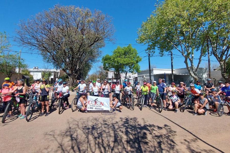 Se llevó a cabo la tercera bicicleteada recreativa, partieron desde la plaza Artigas en un recorrido que se realizó hasta Colonia Hughes.