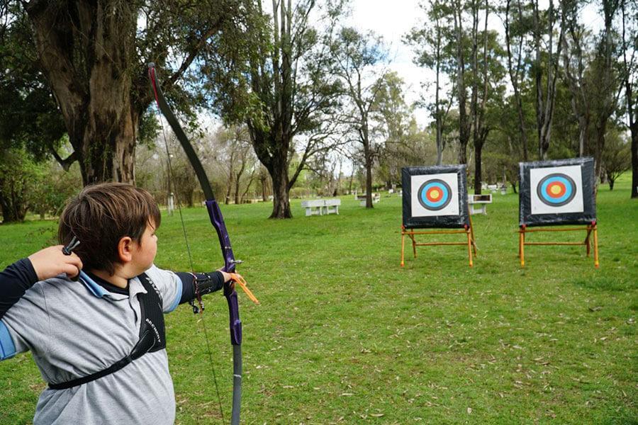 Se promueve la práctica de tiro con arco en Colón