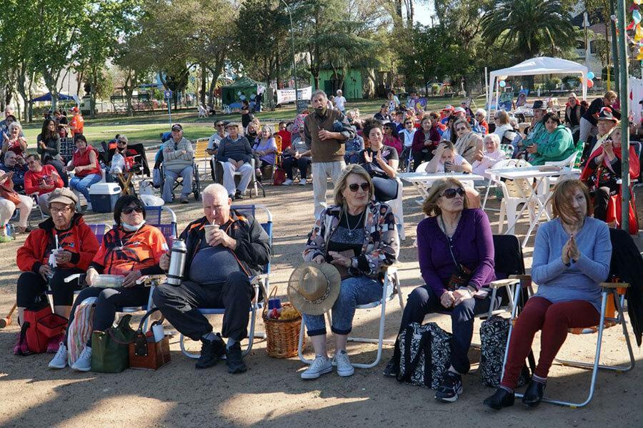 Los adultos mayores festejaron en el Parque Quirós