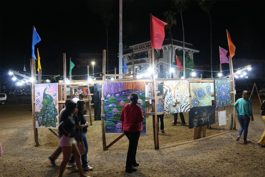 Artistas de distintos rubros se reunieron en la explanada del Puerto