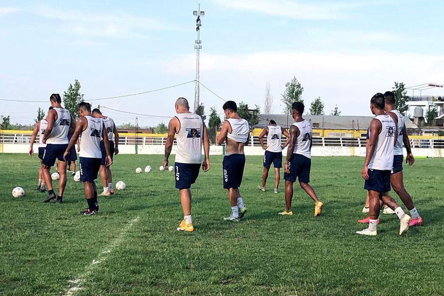El Club Deportivo Español se entrena en Colón