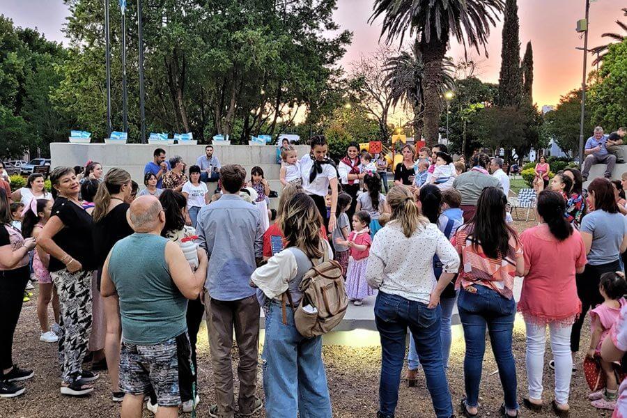 Día de la Tradición, instituciones de la ciudad se reunieron en el anfiteatro de la plaza Artigas