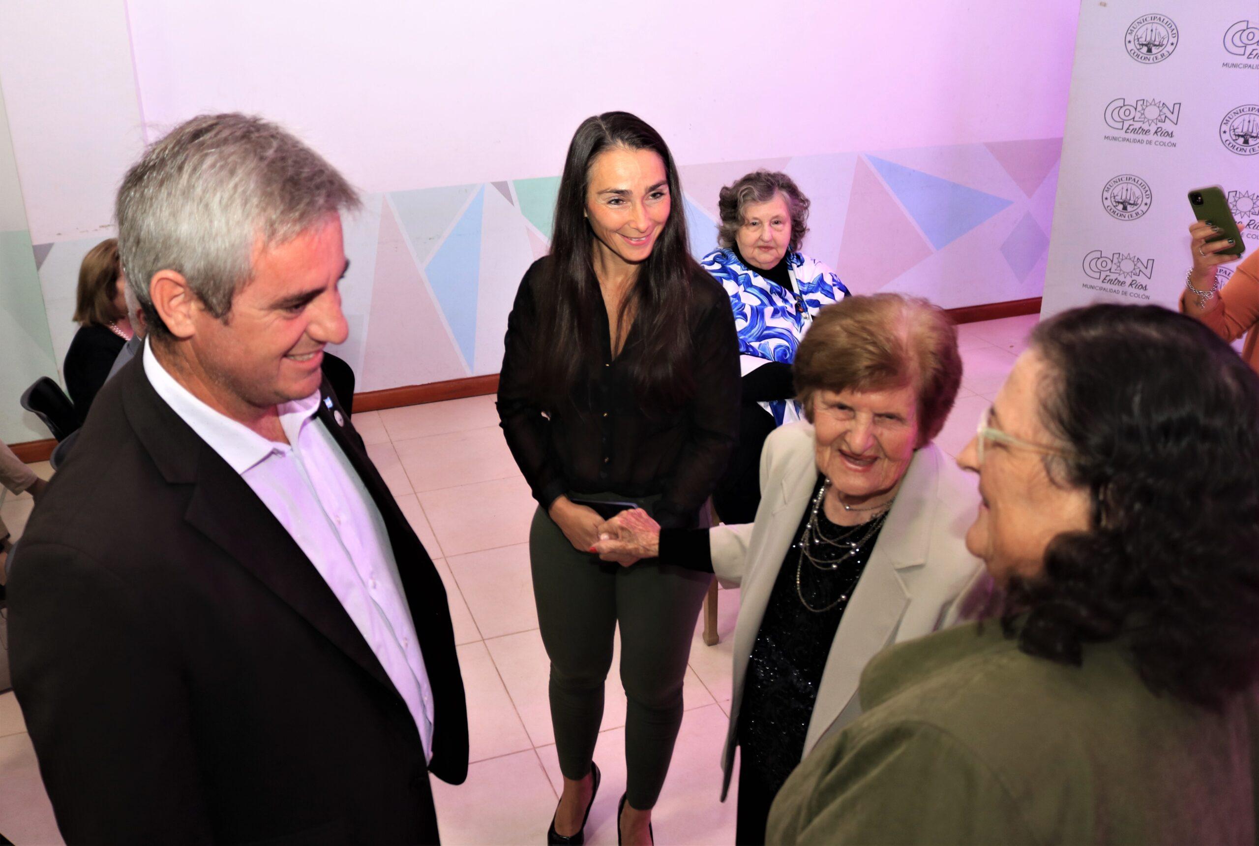 160-ANIV.-COLON-Homenaje-a-Celia-Vernas-y-Carlos-Conte-Grand-14-4-2023-1