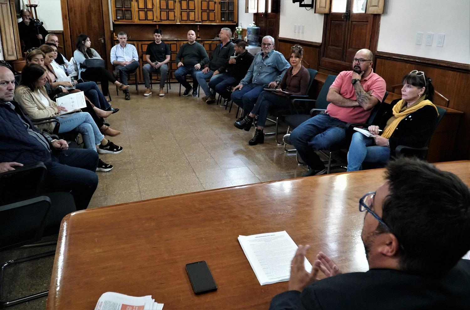 REUNION-PARTIDOS-COLON-CARTELERIA-POLITICA-19-5-2023-1