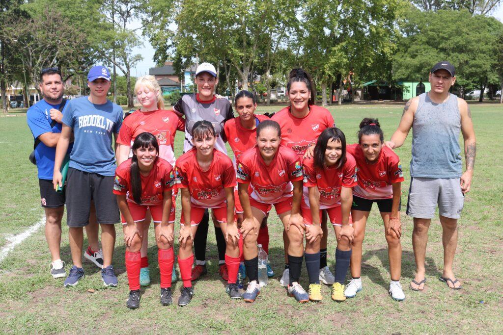 Exitoso encuentro de Fútbol Femenino en el Parque Quirós