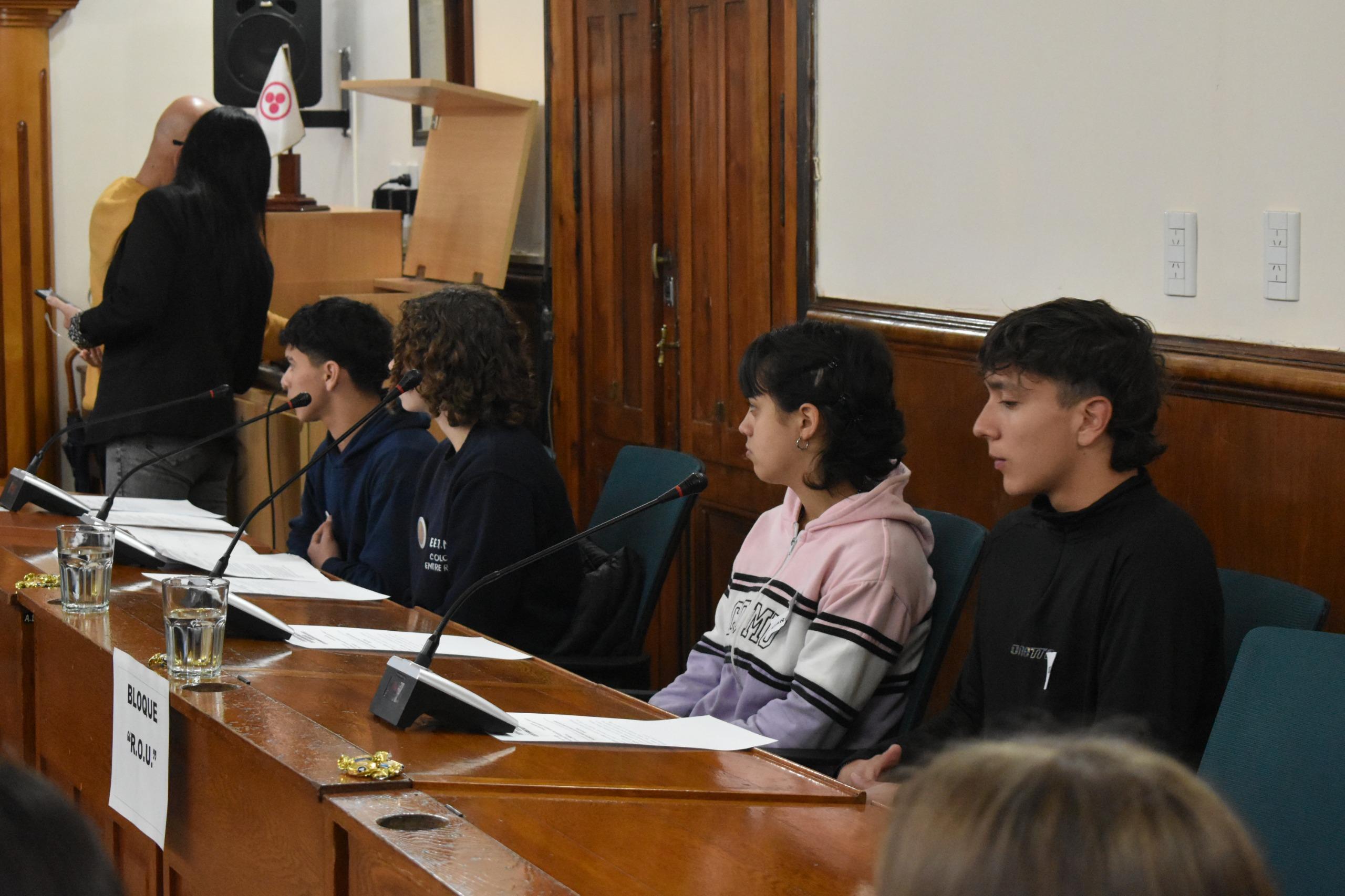 WhatsApp Image 2024-08-30 at 16.41.21 (3)