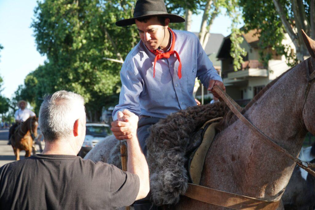 Colón vivió un desfile tradicional para homenajear a José Hernández