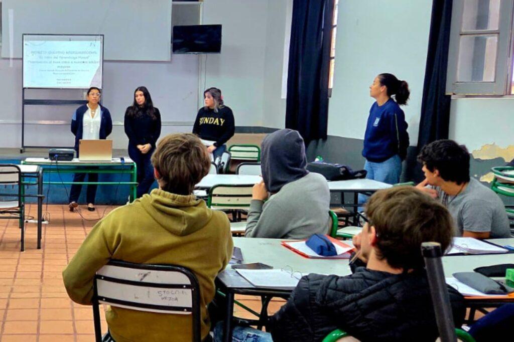 Comenzó el proyecto “El valor del Aprendizaje Mutuo” en escuelas secundarias de Colón